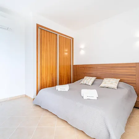 Ribeiro By Hellovacations ヴィラ アルブフェイラ